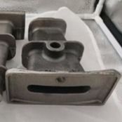 モノストランド ストレンドアンカーストランド 1450Mpa の出力強さと黒い表面処理