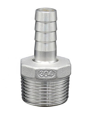 継ぎ目が無い男性はソケットのステンレス鋼の油圧ホースのコネクターのニップルに通した